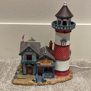 Carole Towne Collection Misty‎ Harbor Lighthouse 2008 Christmas Village